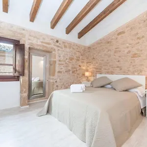  Сasa de vacaciones Casa Sa Pedra, En El Centro Histórico De